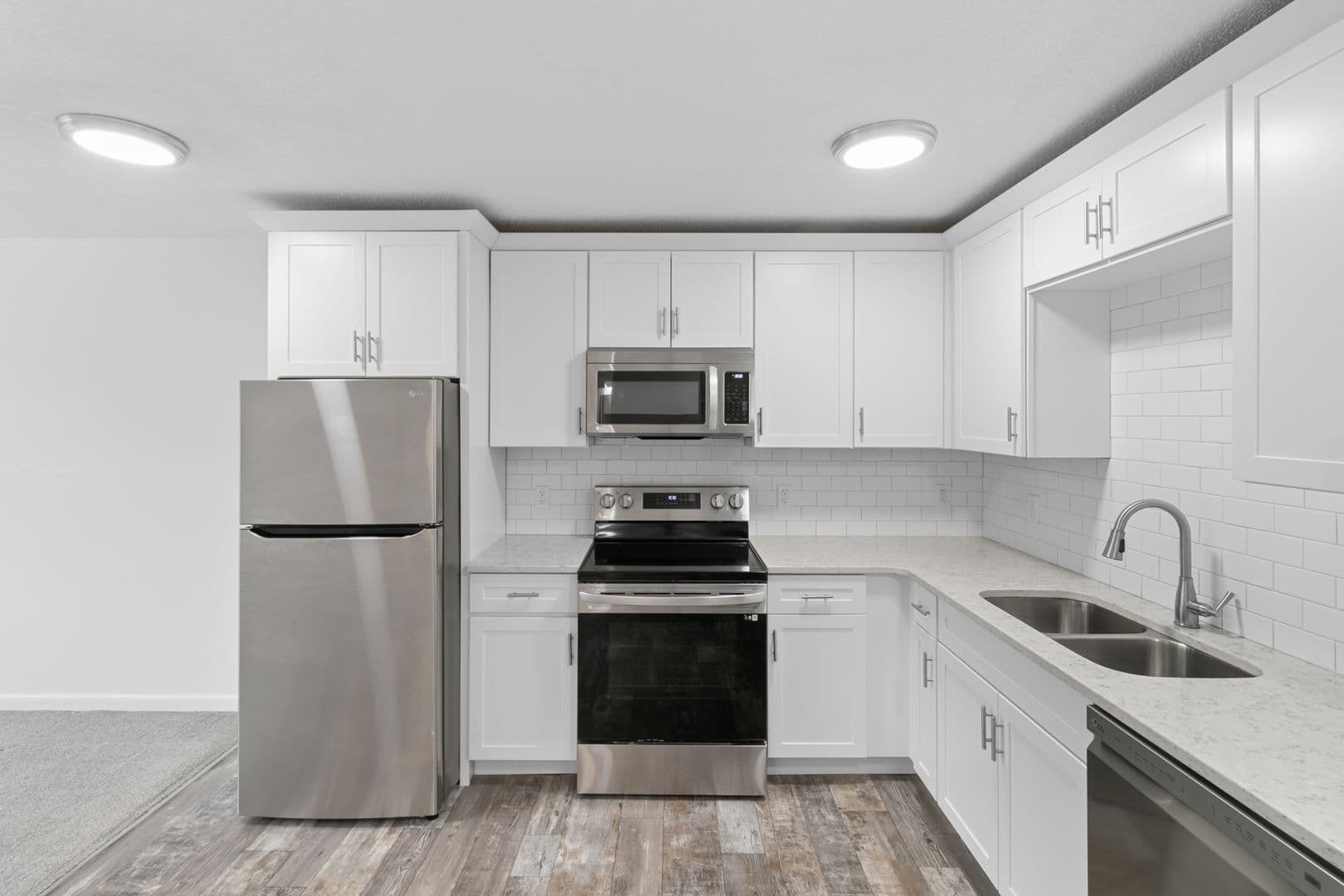 Kalamazoo Apartment: 105 N Kendall Ave