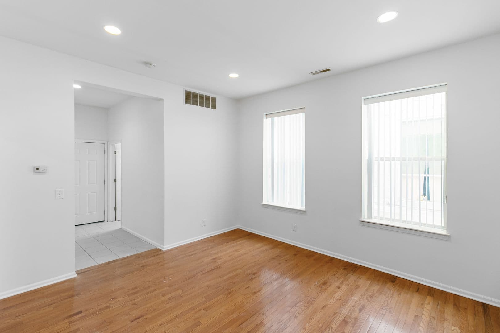 Ypsilanti Apartment: 533 - 537 West Cross Street