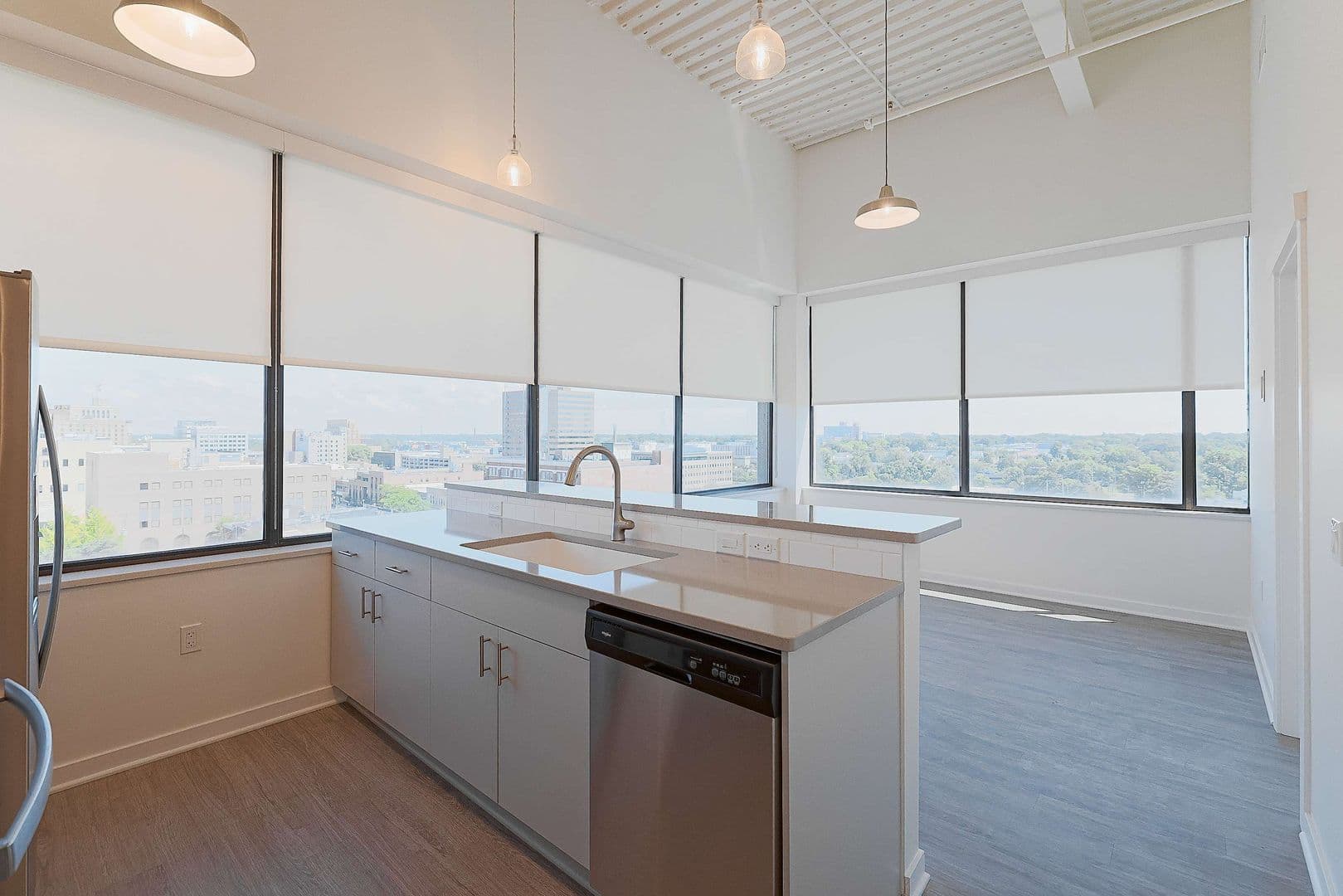 Lansing Apartment: 501 S  Capitol Avenue