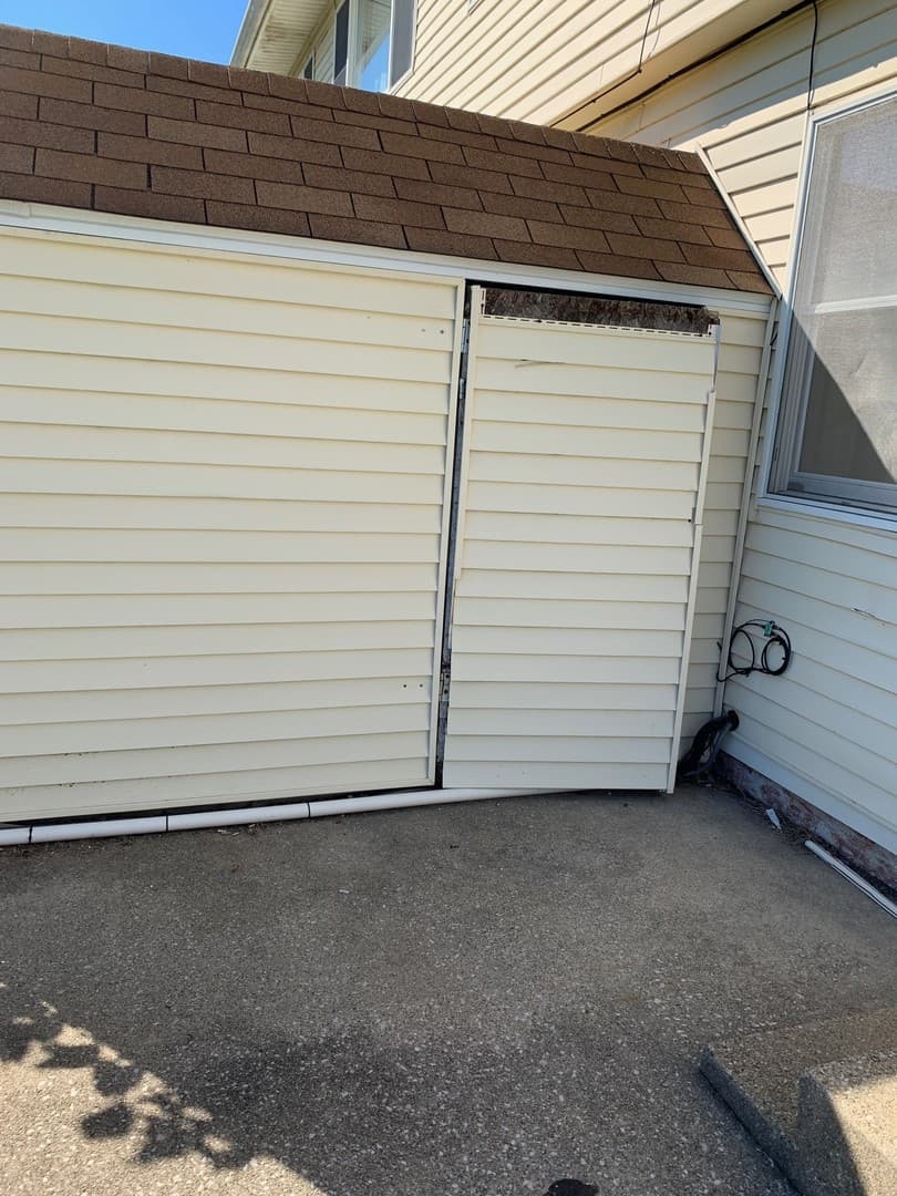 Springfield Apartment: 1 -16 Locust Road