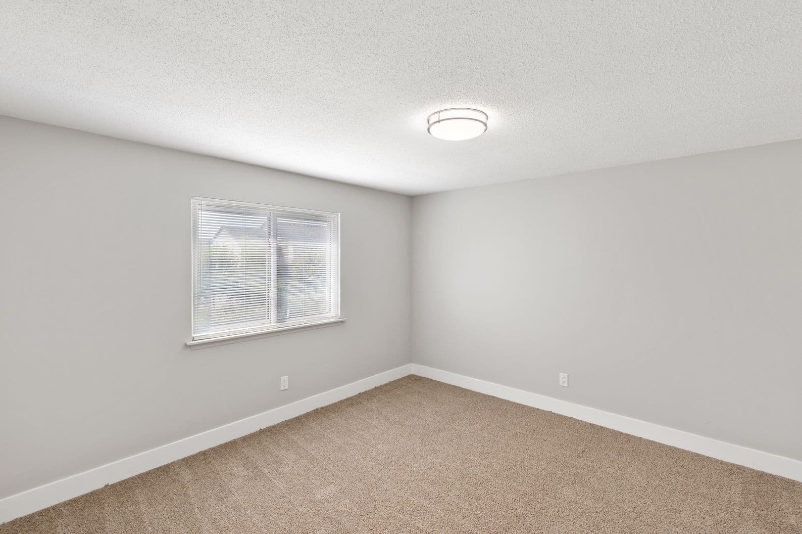 Washington Township Apartment: 8365 S. Stony Dr.