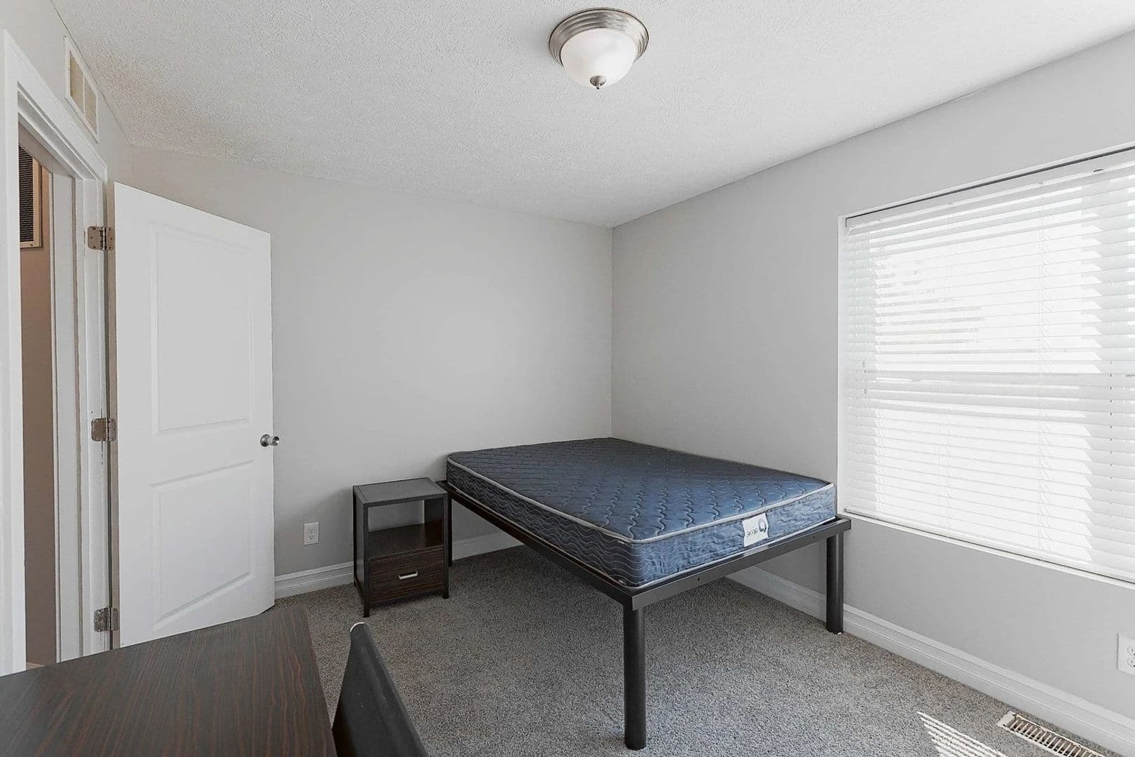 East Lansing Apartment: 3945 Hunsaker Drive
