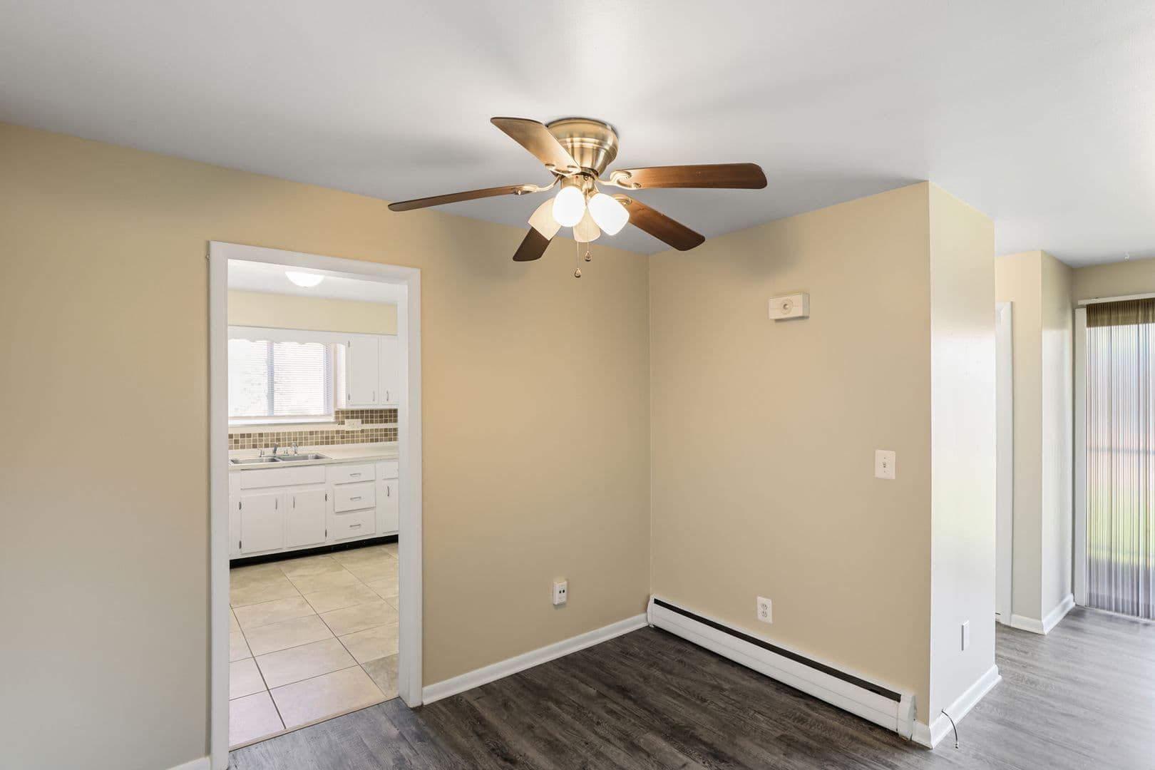 Howell Apartment: 727 & 739 E. Sibley Street   330 Bush Street