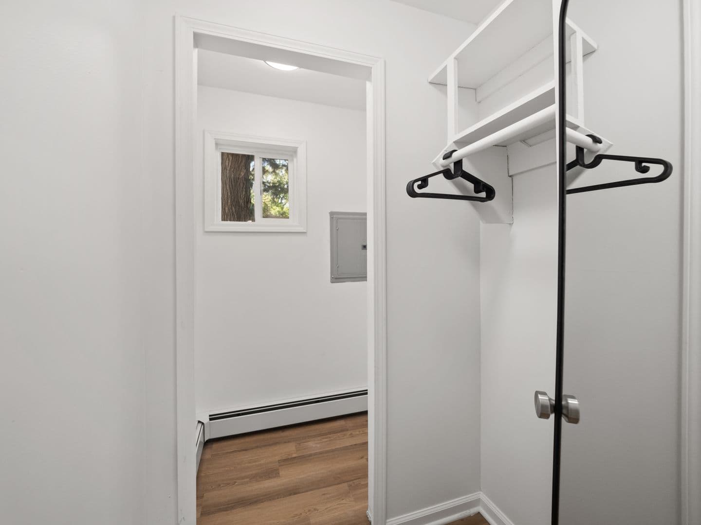 Royal Oak Apartment: 4001 W 13 Mile Road