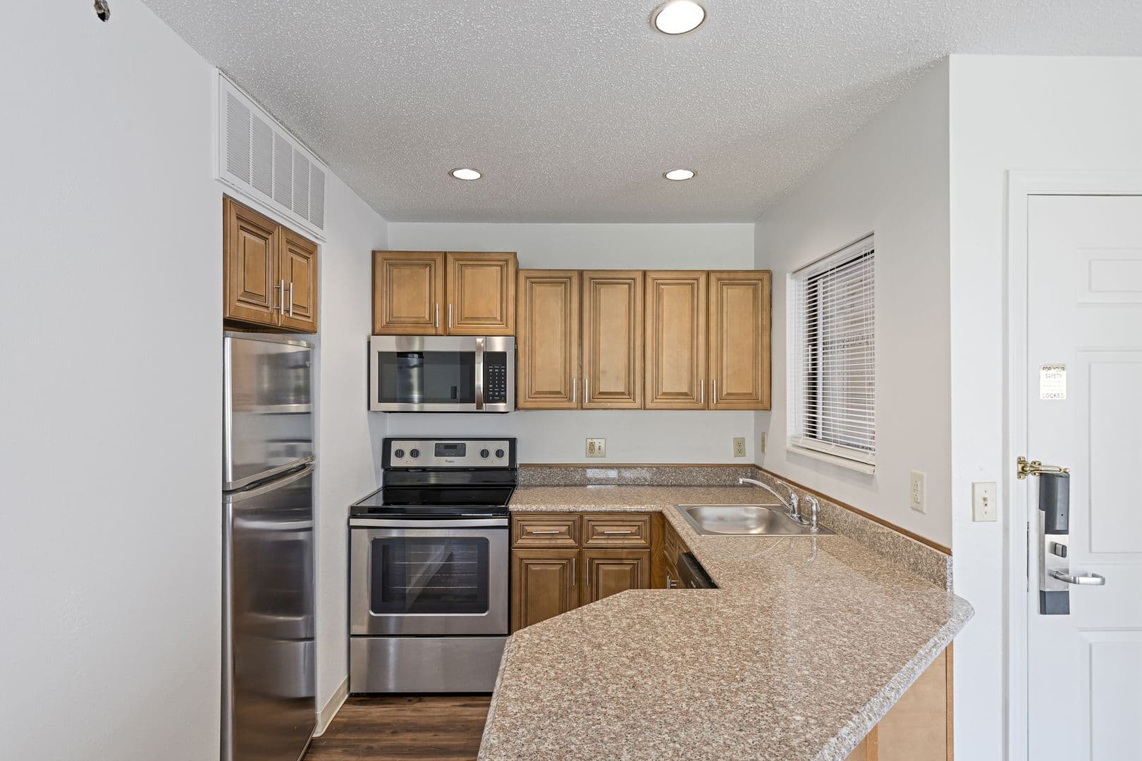 Kalamazoo Apartment: 1500 East Kilgore Road