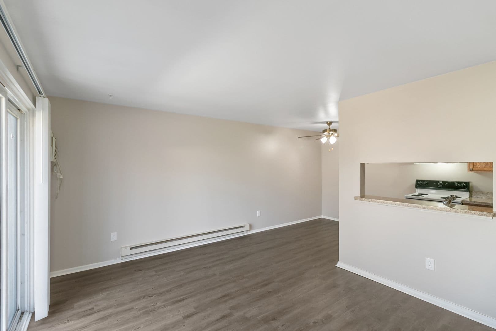 Howell Apartment: 428 Greenwich Drive
