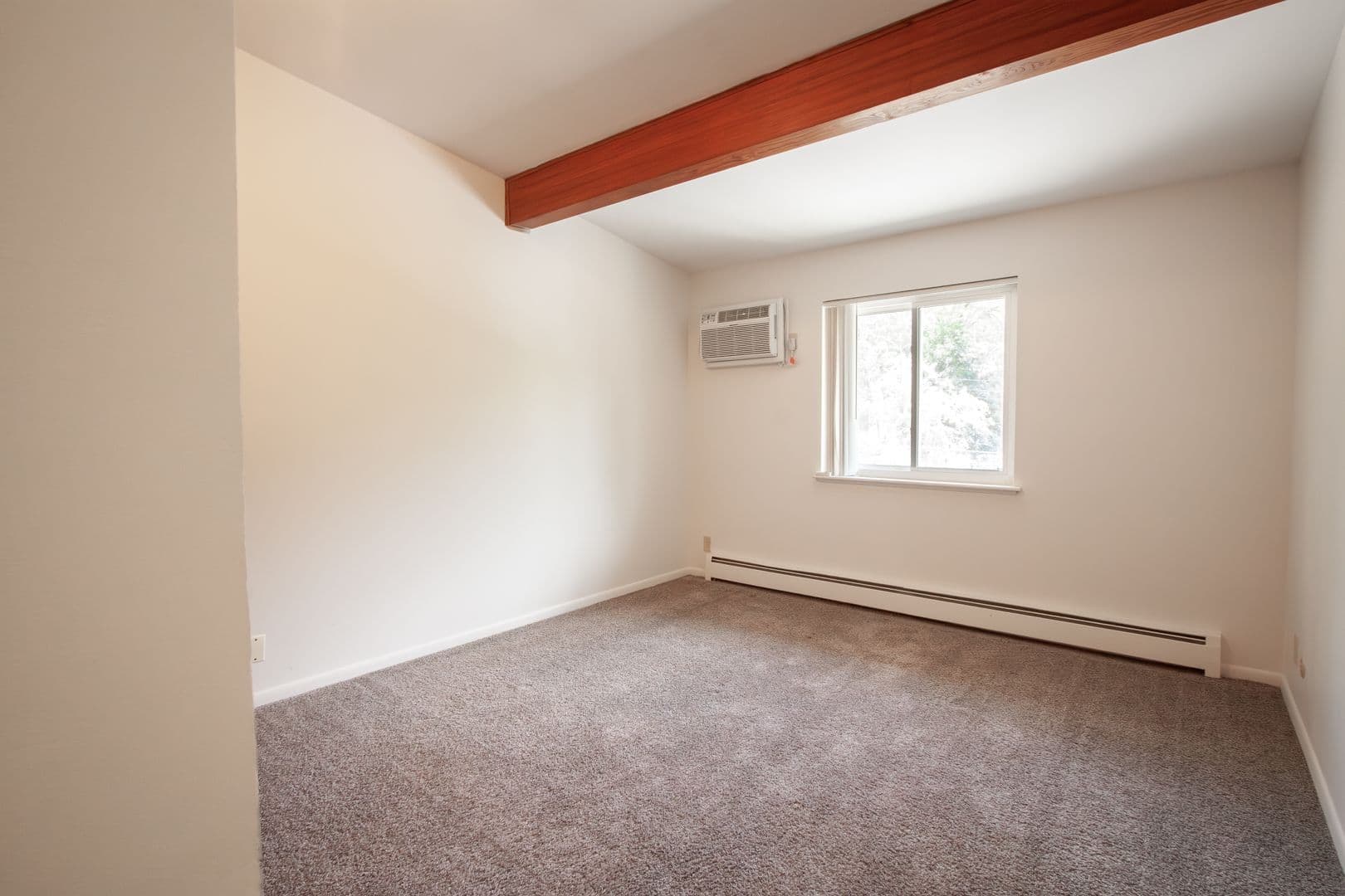 East Lansing Apartment: 144, 212, 224 Highland Avenue