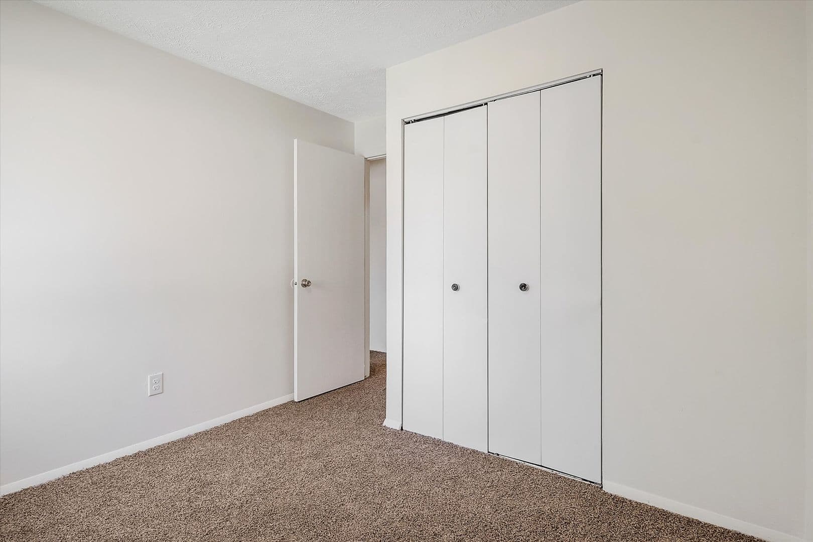 Olivet Apartment: 624 Spruce, 628 Spruce, 700 Spring Street, 706 Spring