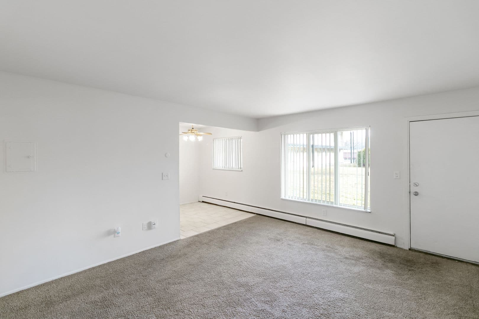 Roseville Apartment: 16435 E 12 Mile Rd
