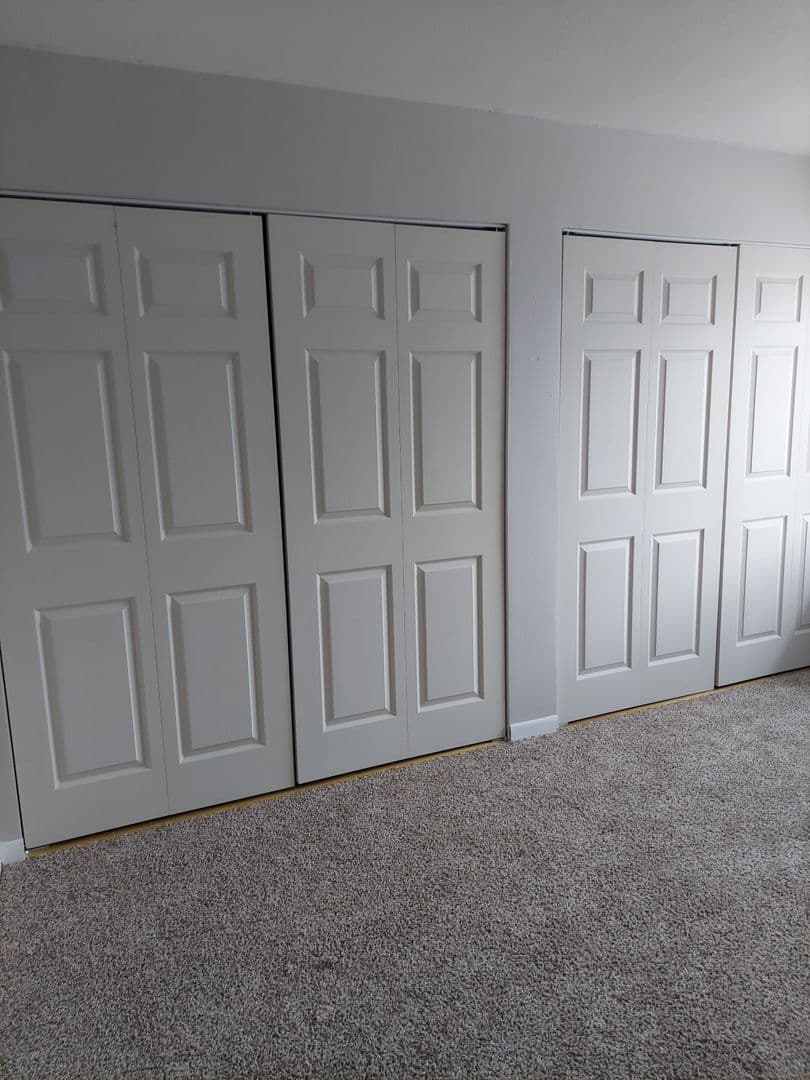 Ithaca Apartment: 531 N. Pine River St.