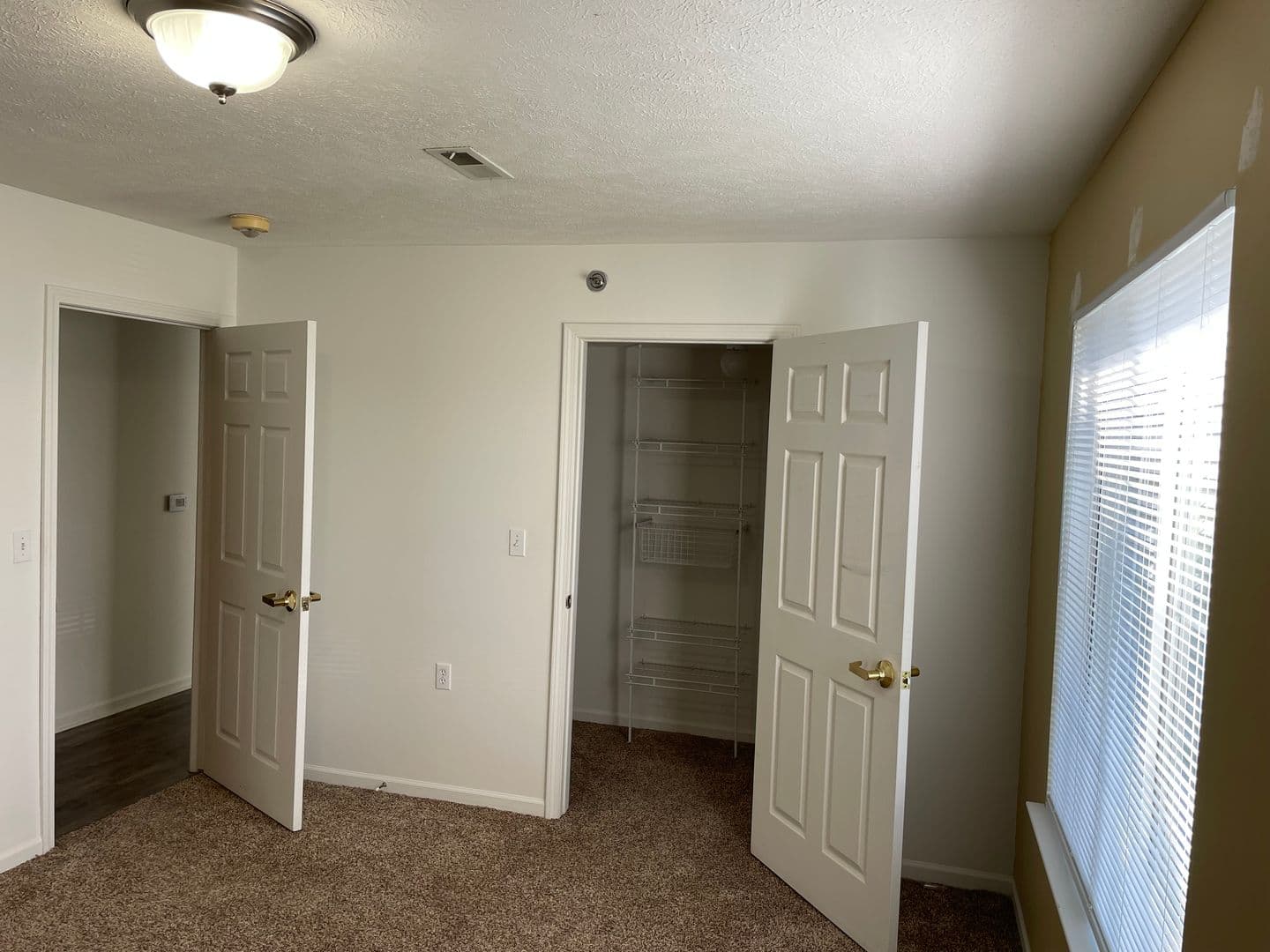 DeWitt Apartment: 840 S. Bridge Street