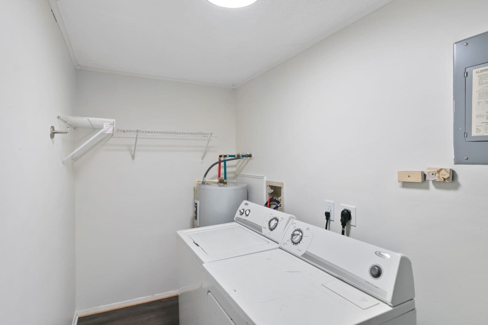 Haslett Apartment: 1373 Montgomery Court