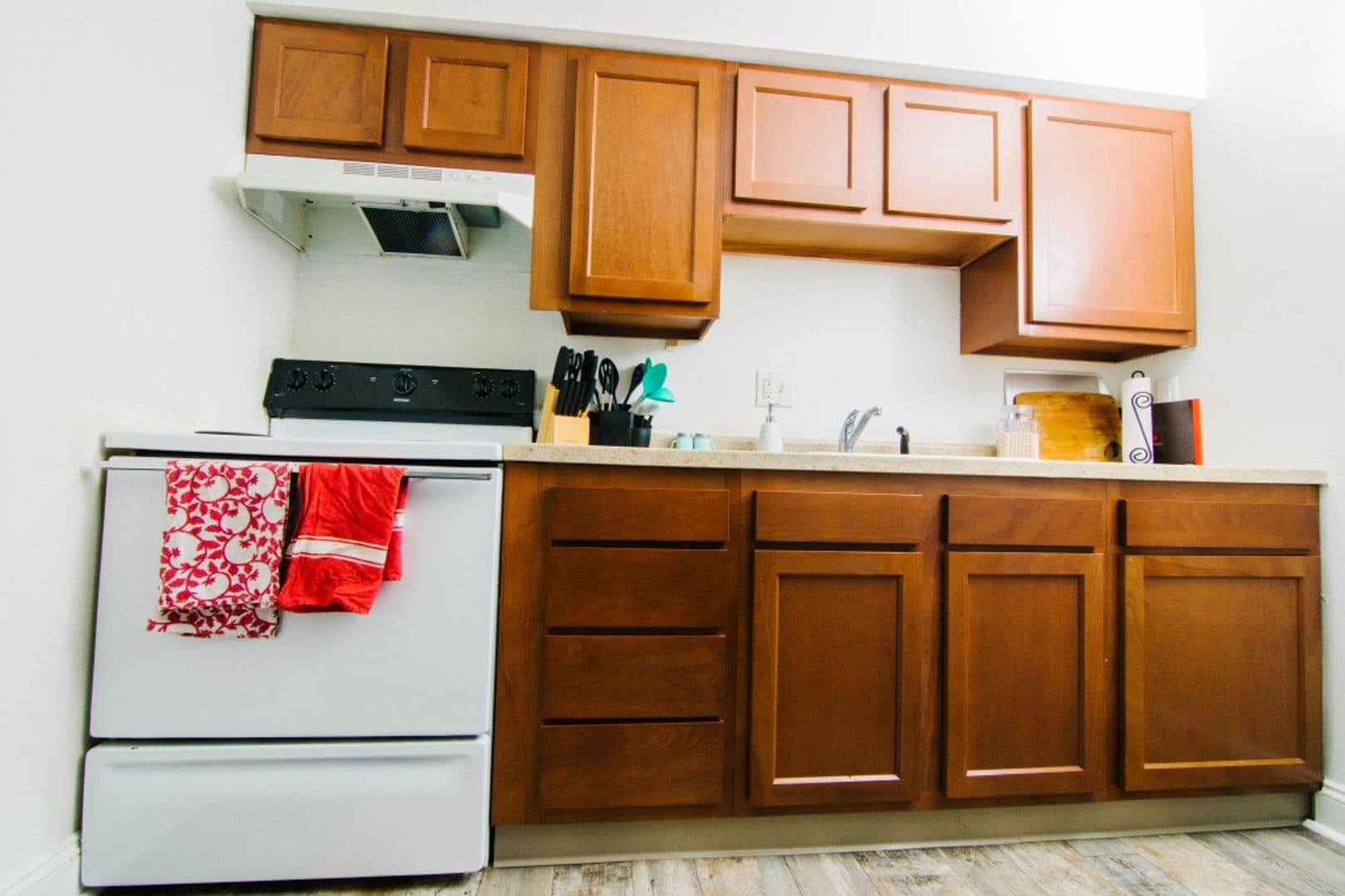 Kalamazoo Apartment: 3301 W. Michigan Ave