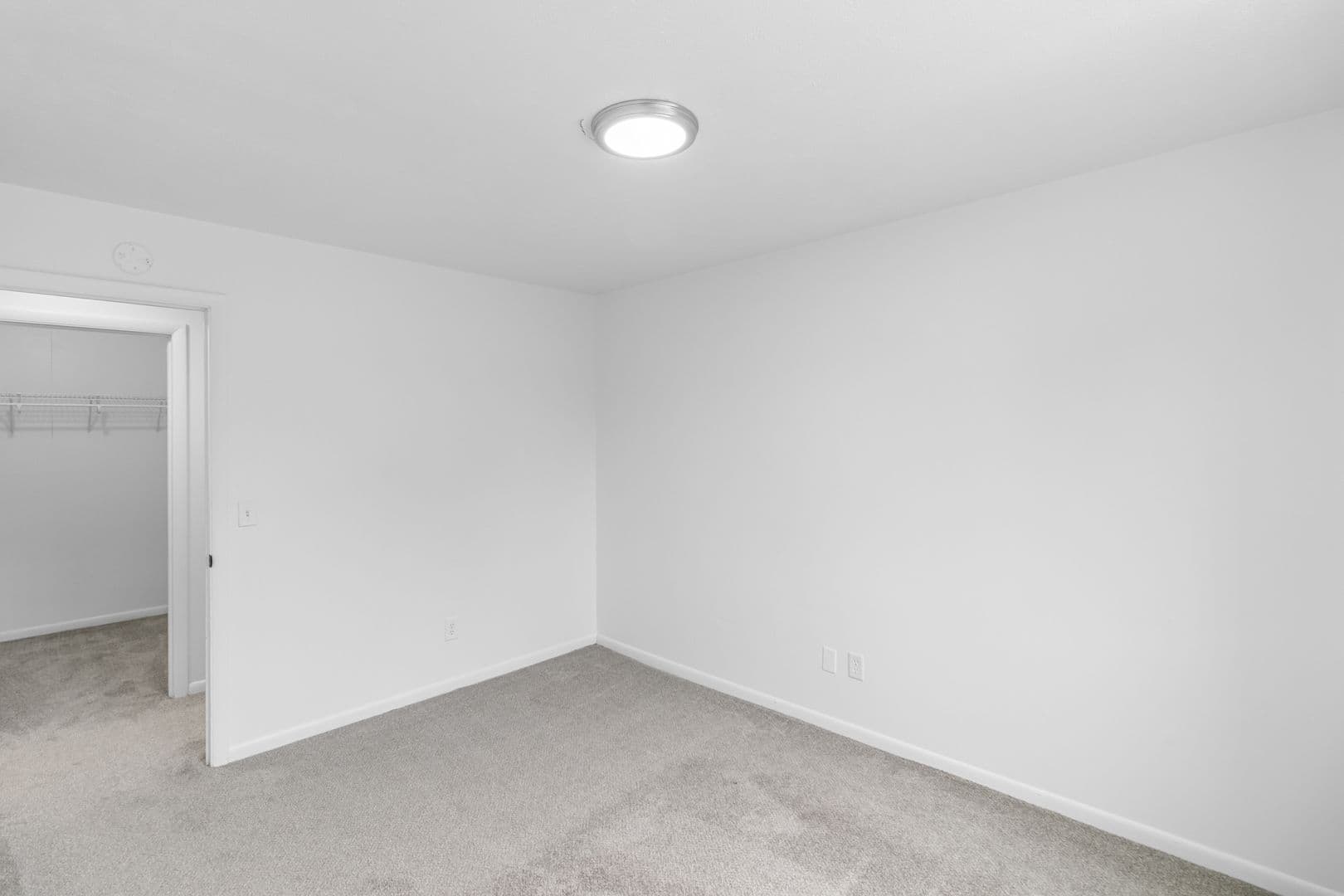 Kalamazoo Apartment: 105 N Kendall Ave