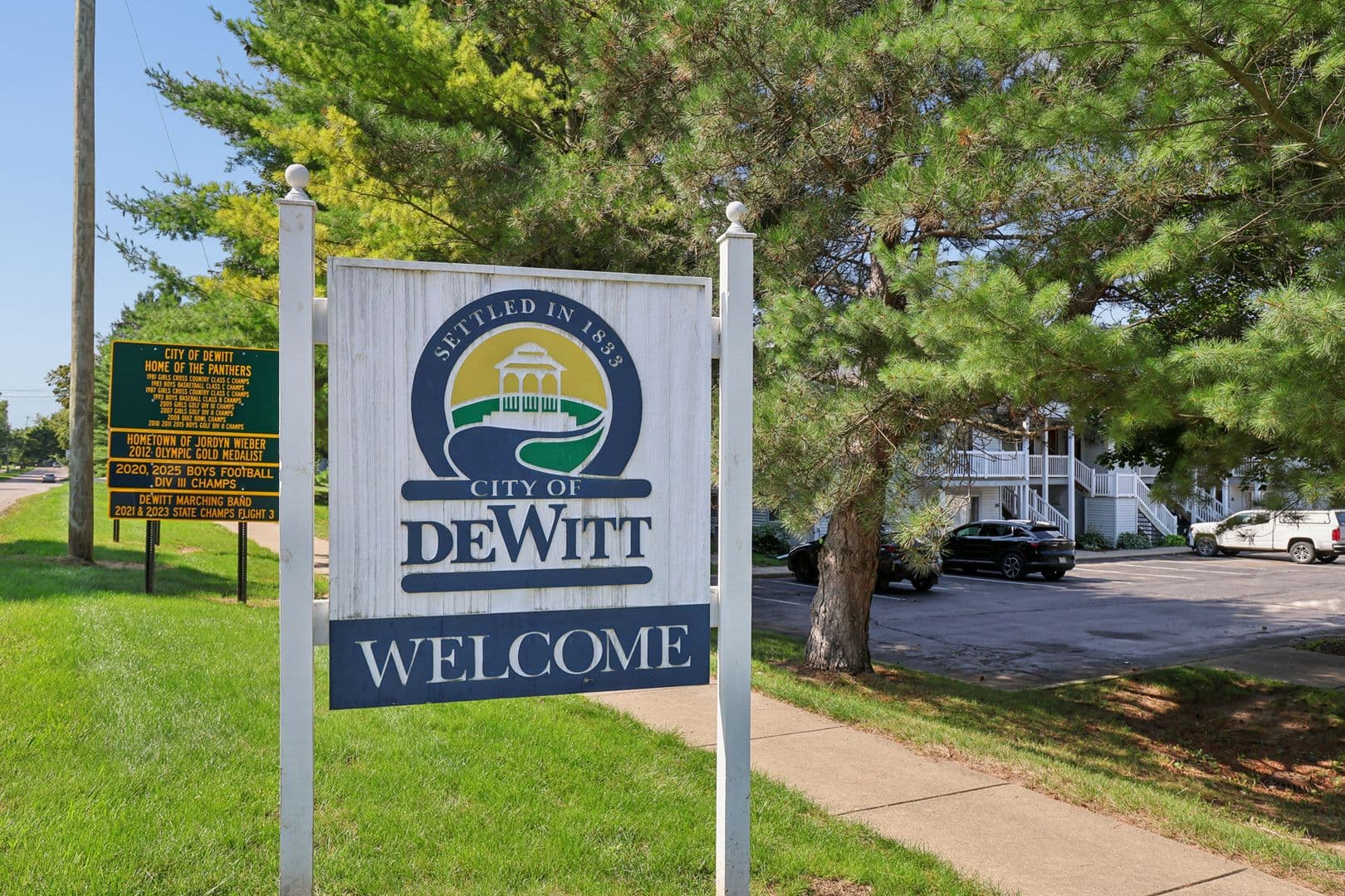 DeWitt Apartment: 270 Brunswick Drive