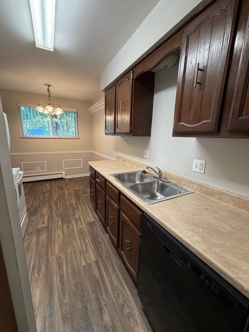 Battle Creek Apartment: 725 & 775 Wagner Drive