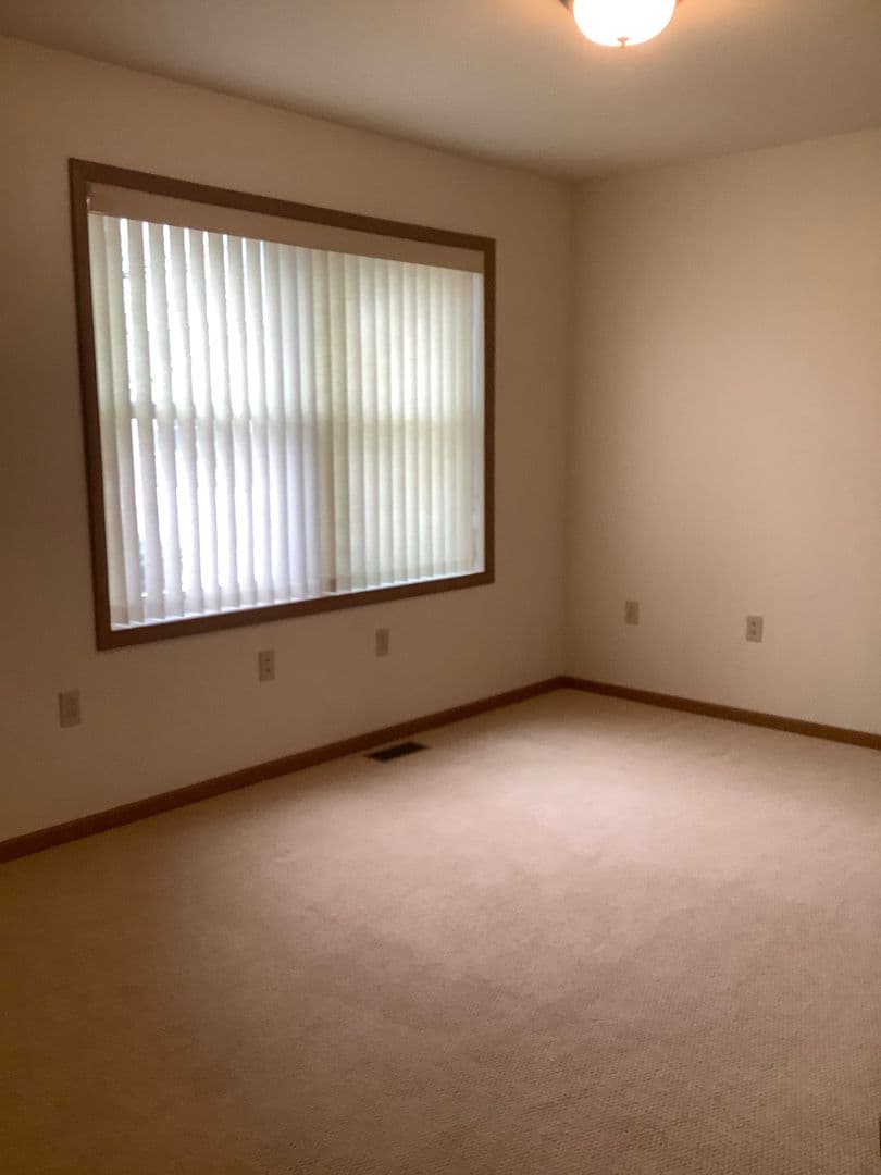 Coldwater Apartment: 4 Burns Park Drive