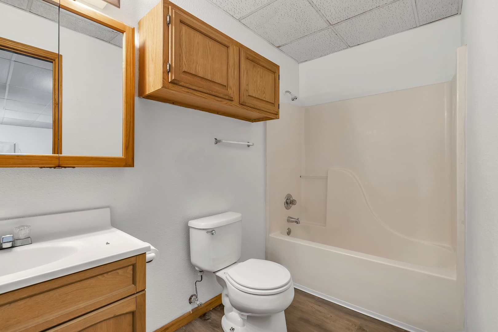 Olivet Apartment: 350 Church Street
