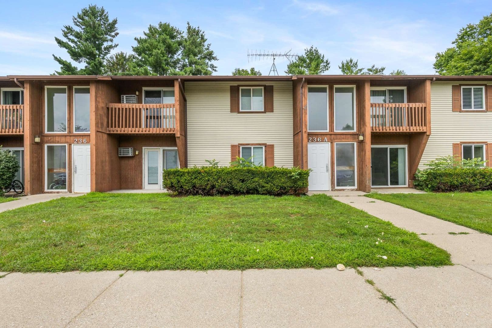 Morenci Apartment: 238, 240 Gorham Street