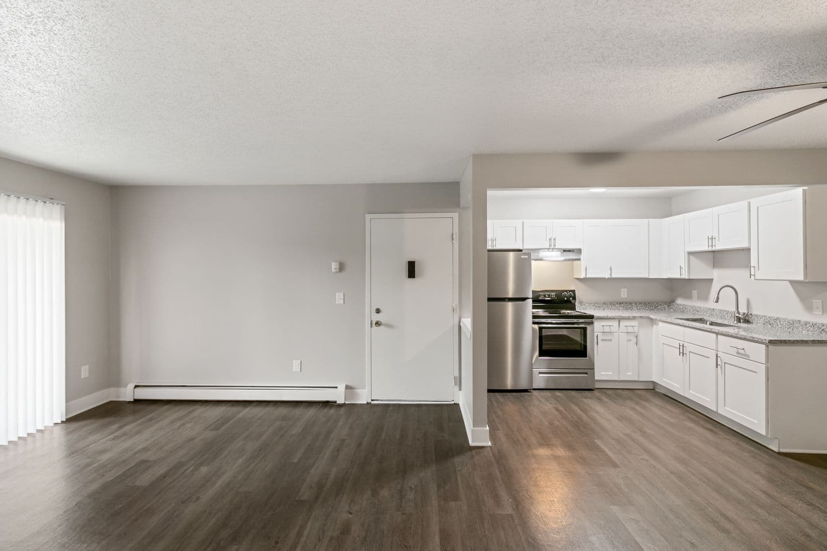 Lowell Apartment: 201 N. Center St.