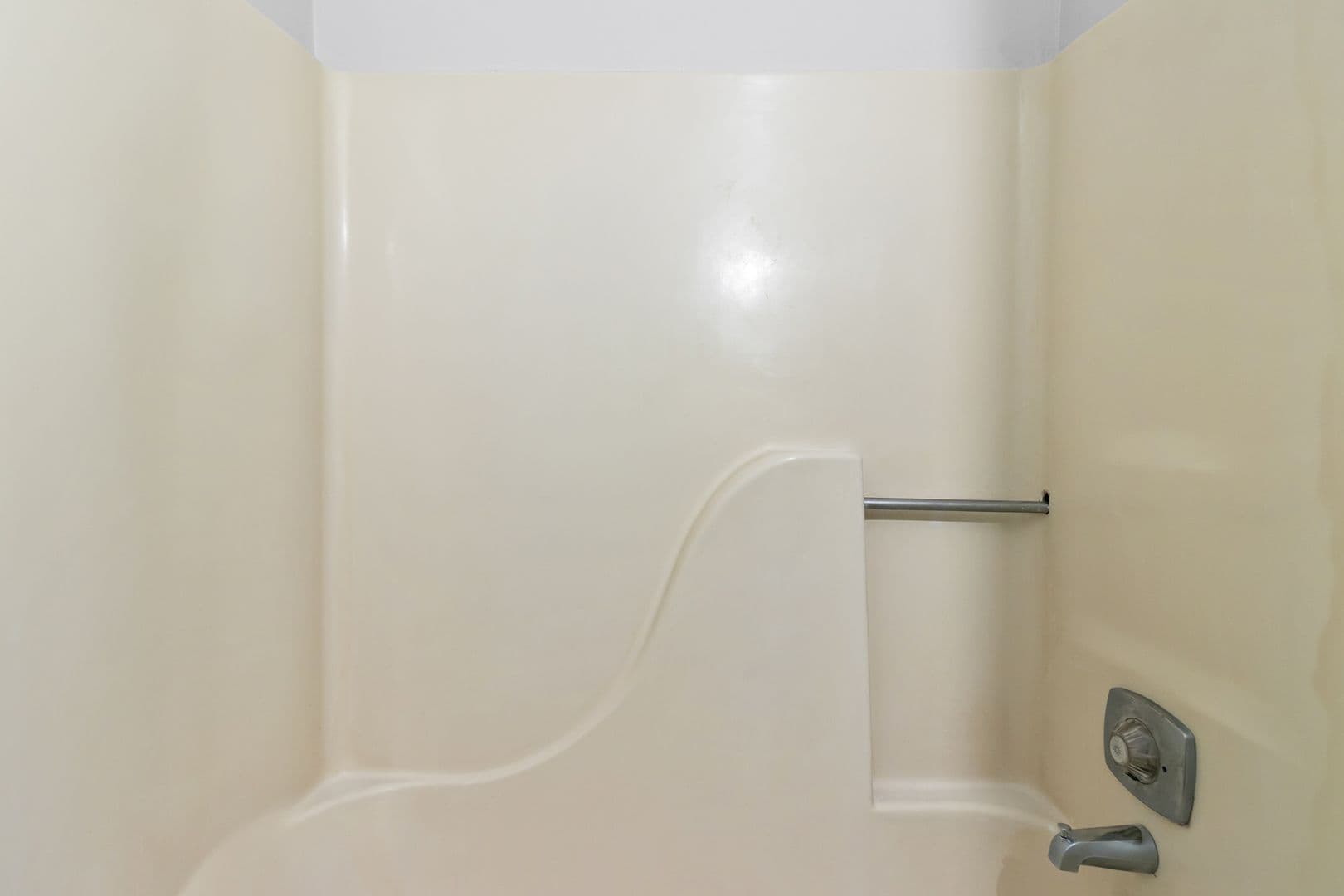 Washington Township Apartment: 8365 S. Stony Dr.