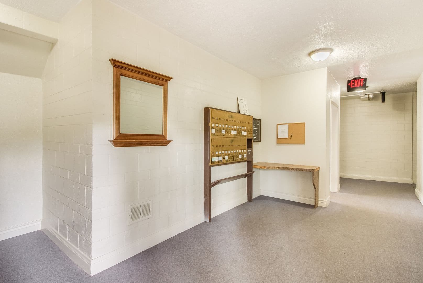 Parchment Apartment: 133 & 143 N Riverview Drive