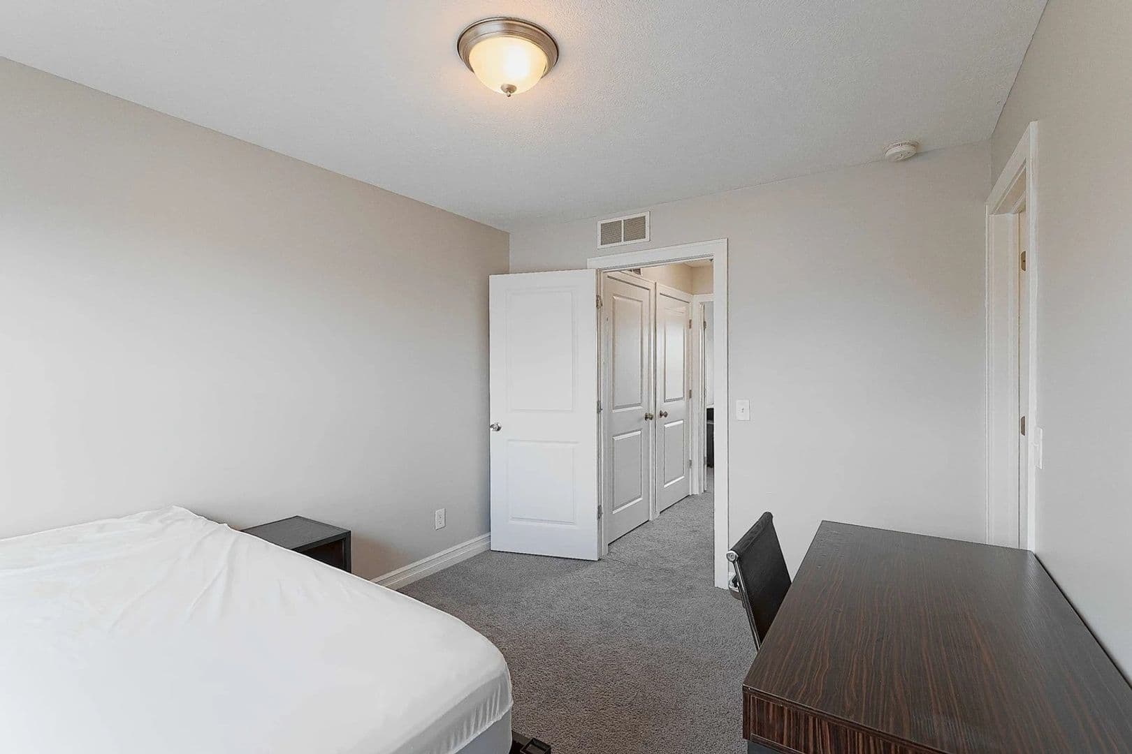 East Lansing Apartment: 3945 Hunsaker Drive