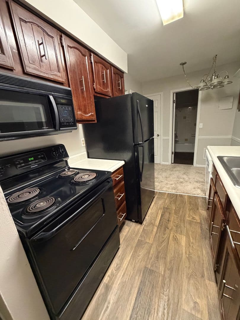 Battle Creek Apartment: 725 & 775 Wagner Drive