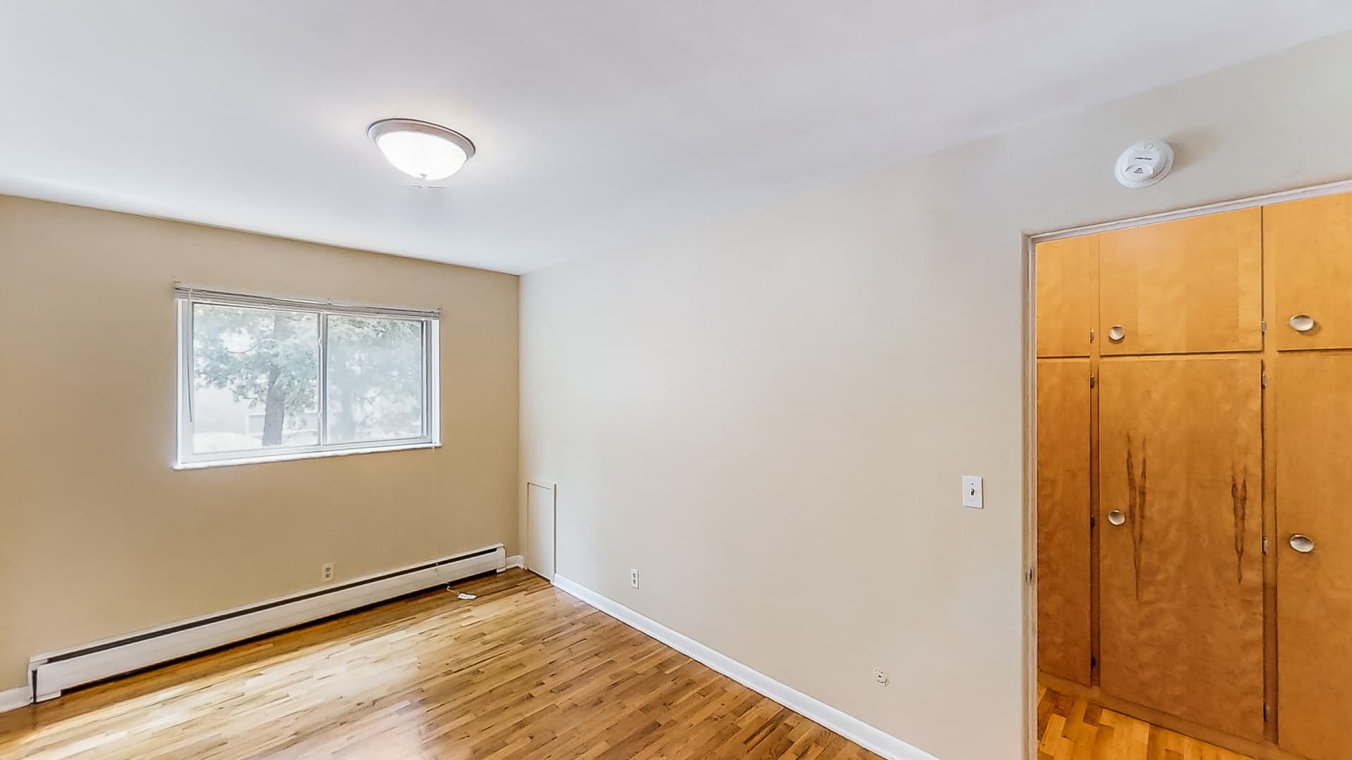 East Lansing Apartment: 1410 Old Canton Lane