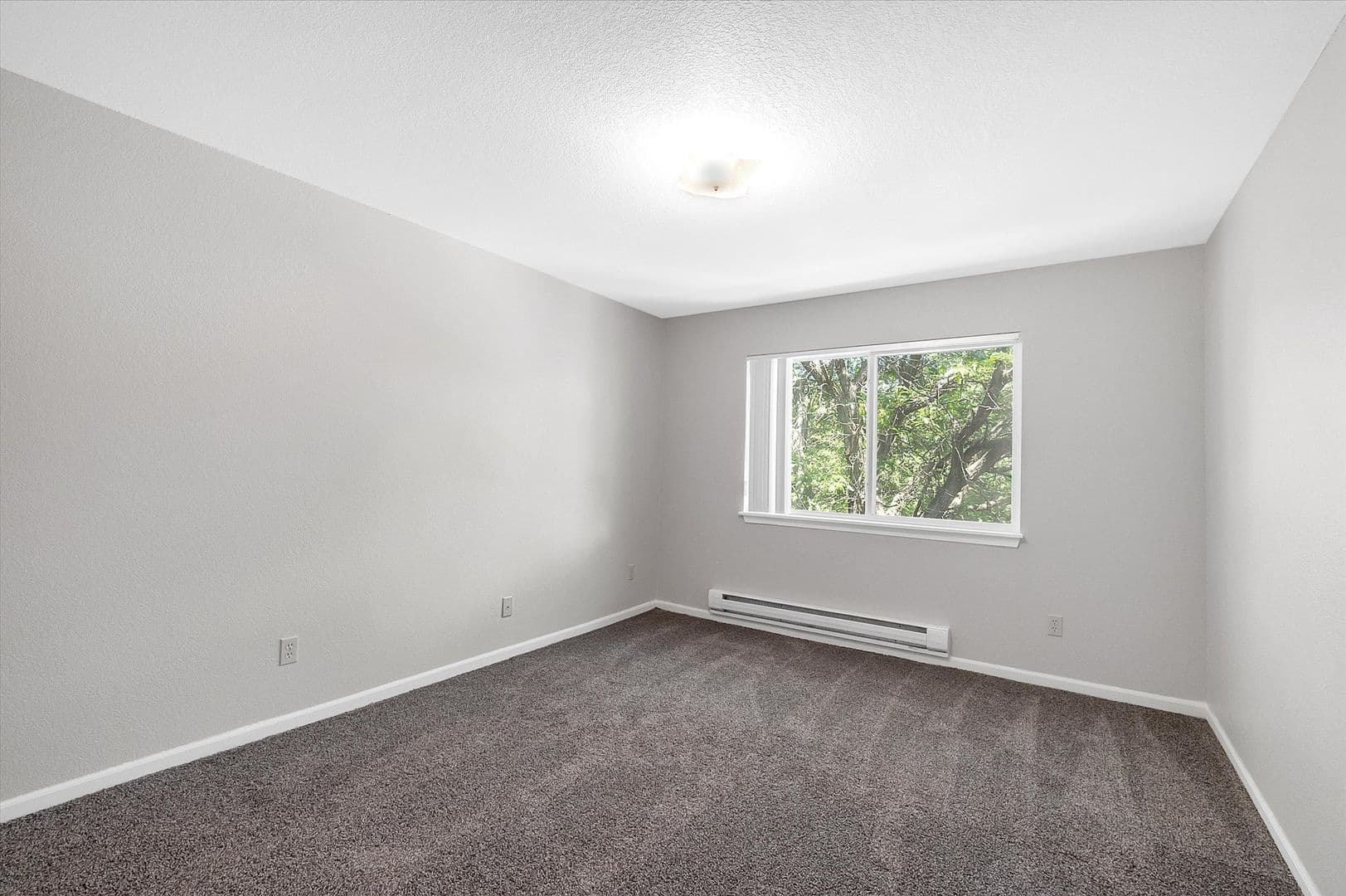 Grand Ledge Apartment: 515 & 516 Maple