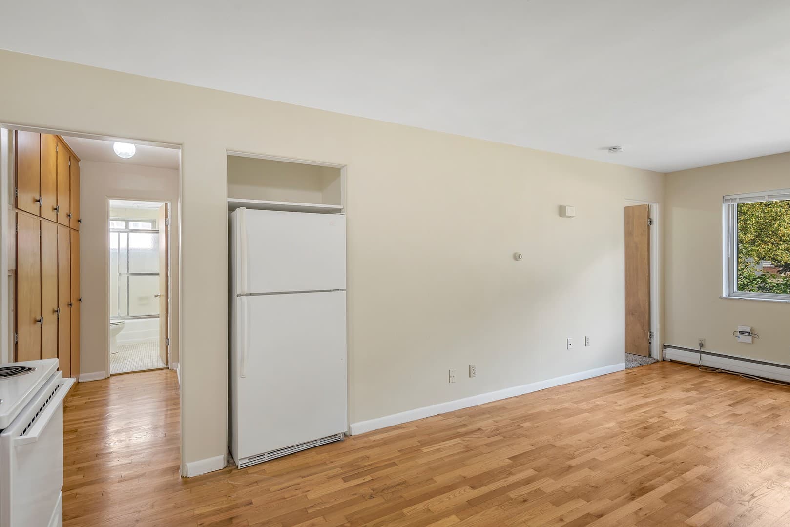 East Lansing Apartment: 1410 Old Canton Lane