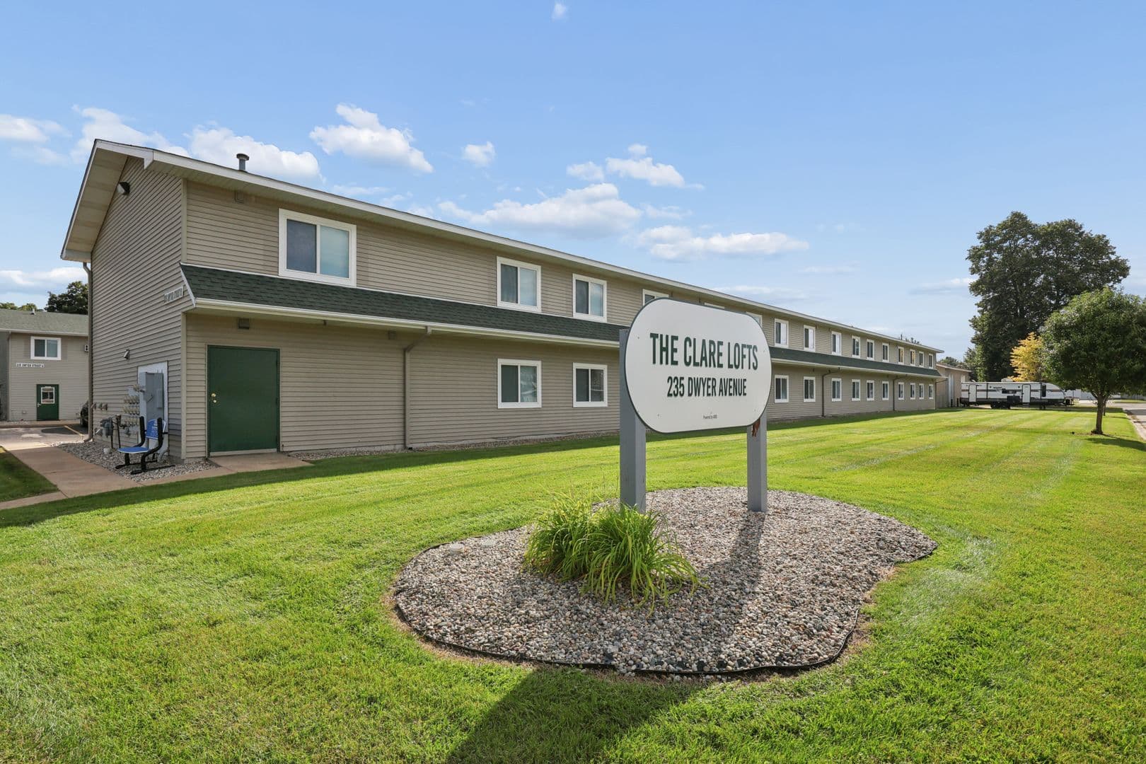 Clare Apartment: 235 Dwyer Avenue