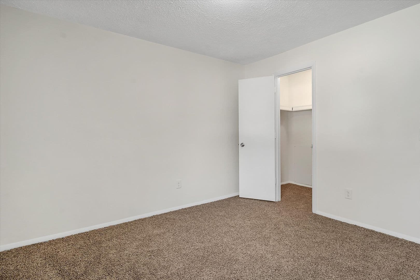 Olivet Apartment: 624 Spruce, 628 Spruce, 700 Spring Street, 706 Spring