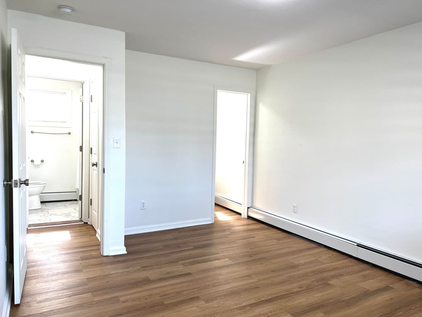 Royal Oak Apartment: 4001 W 13 Mile Road