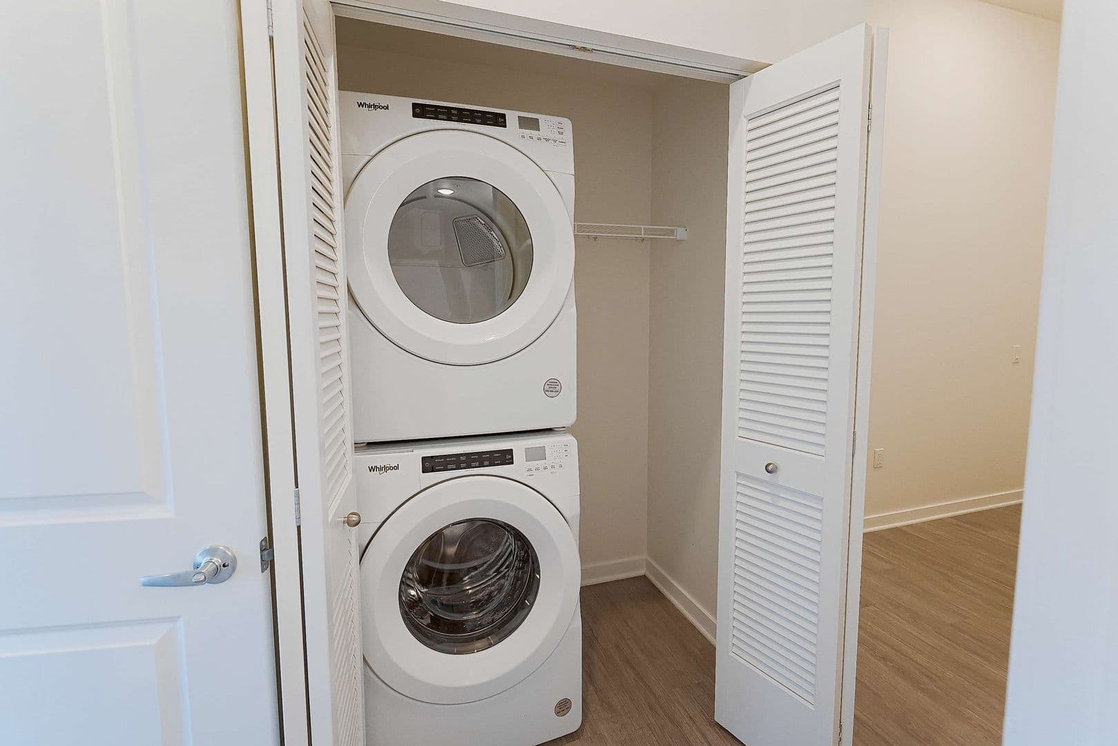 Lansing Apartment: 501 S  Capitol Avenue