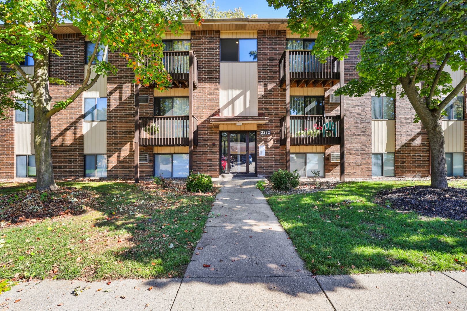 Wyoming Apartment: 3356 Byron Center Ave SW