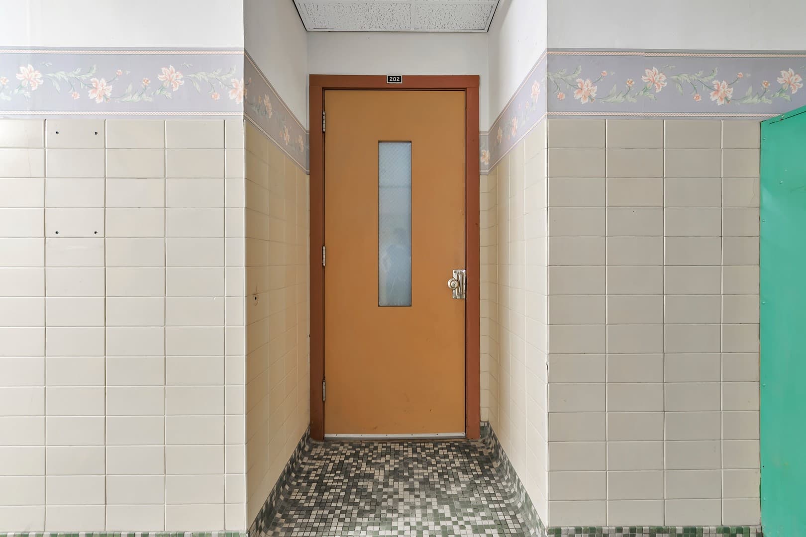 Olivet Apartment: 350 Church Street