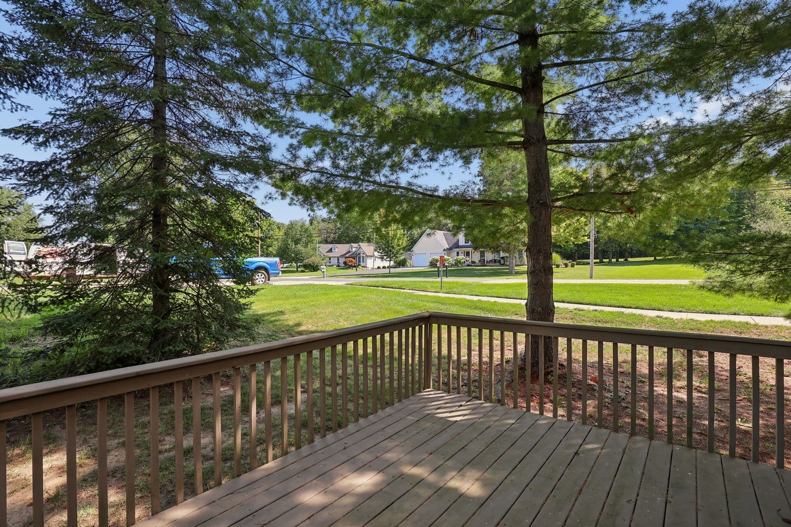 DeWitt Apartment: 270 Brunswick Drive