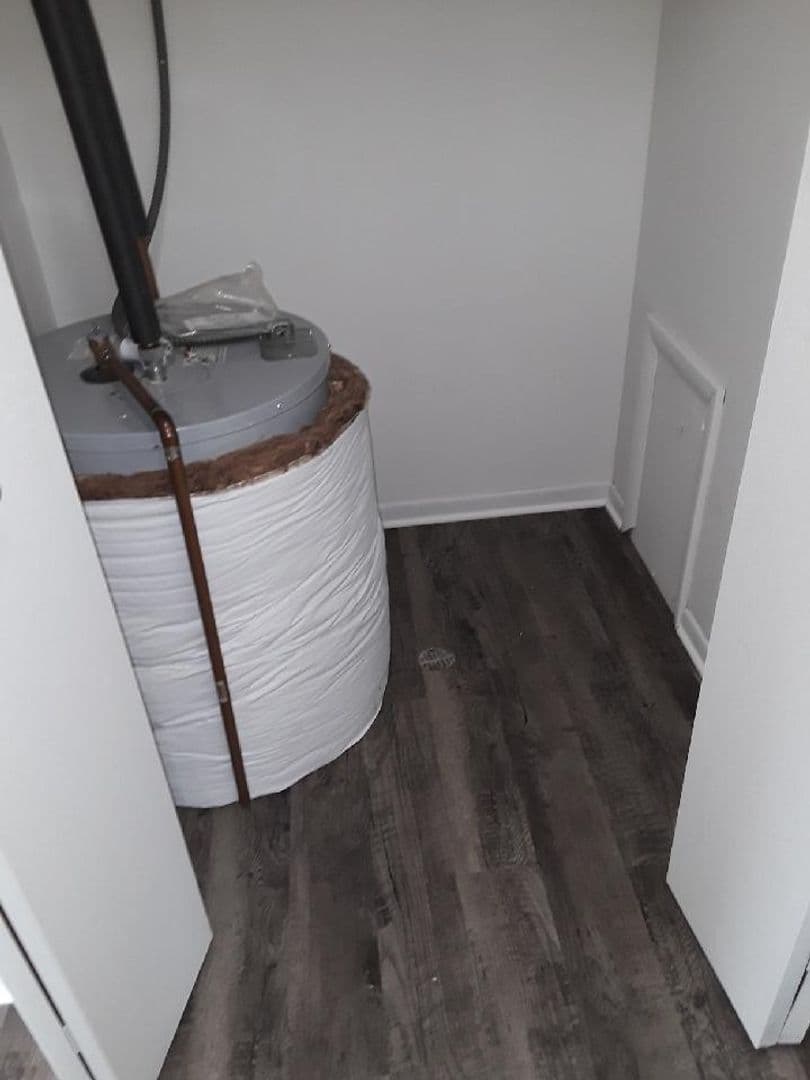Fowlerville Apartment: 360 N. Ann Street