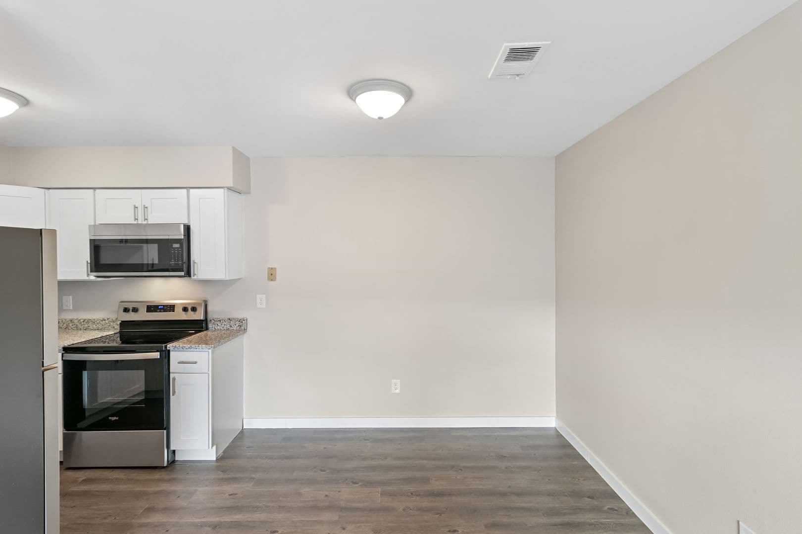 Washington Township Apartment: 8365 S. Stony Dr.