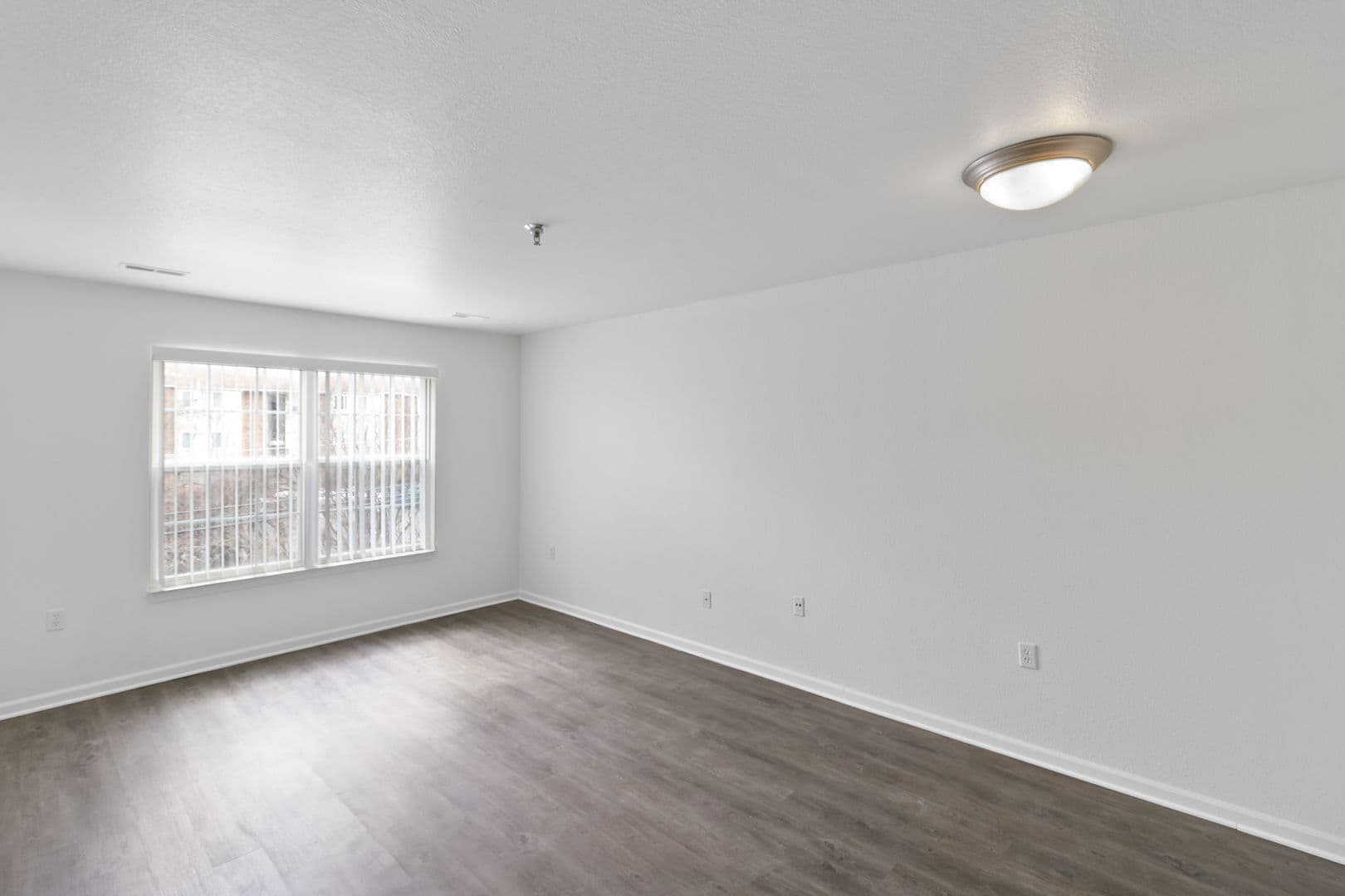 Ypsilanti Apartment: 2224 Golfside Road