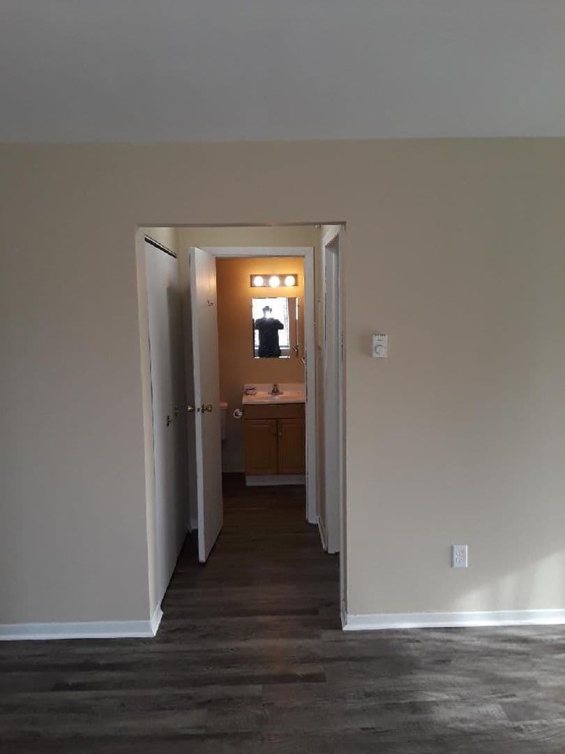 Fowlerville Apartment: 360 N. Ann Street
