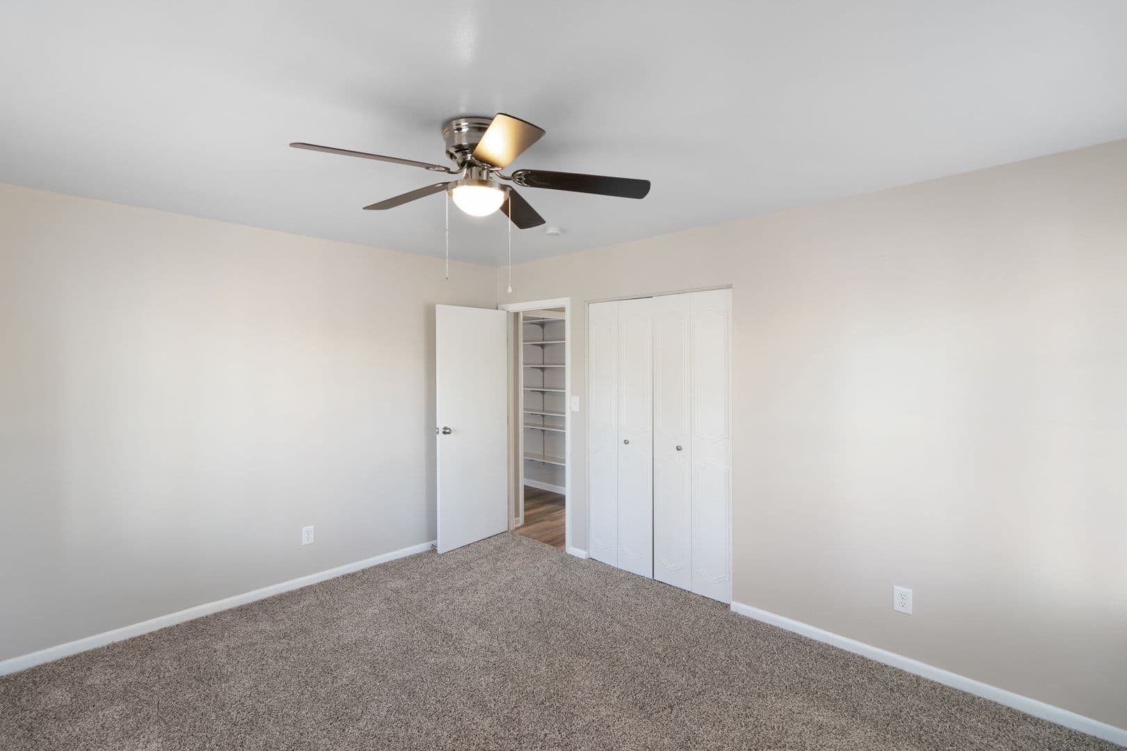 Jackson Apartment: 1700 S West Ave.