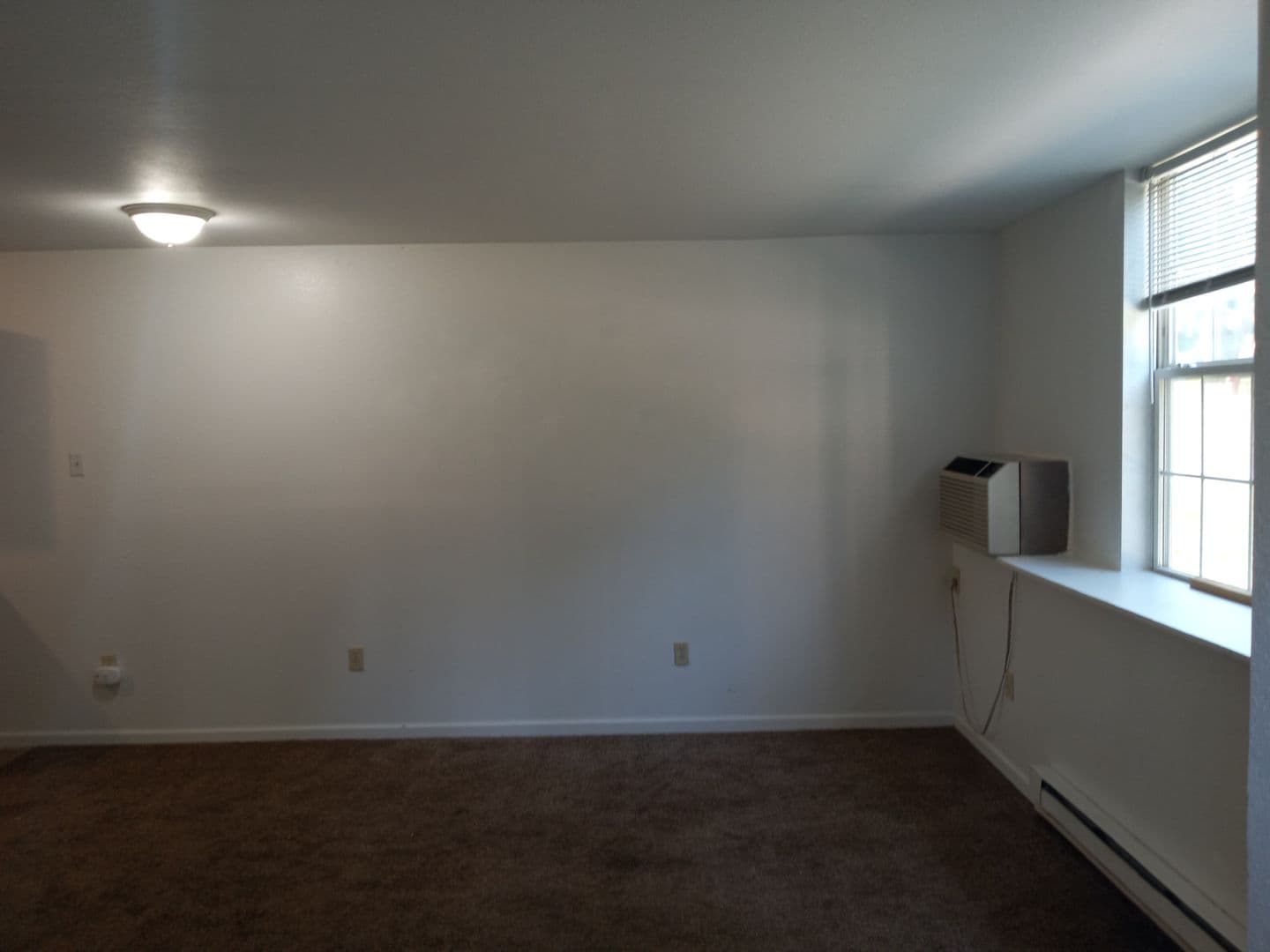Olivet Apartment: 350 Church Street