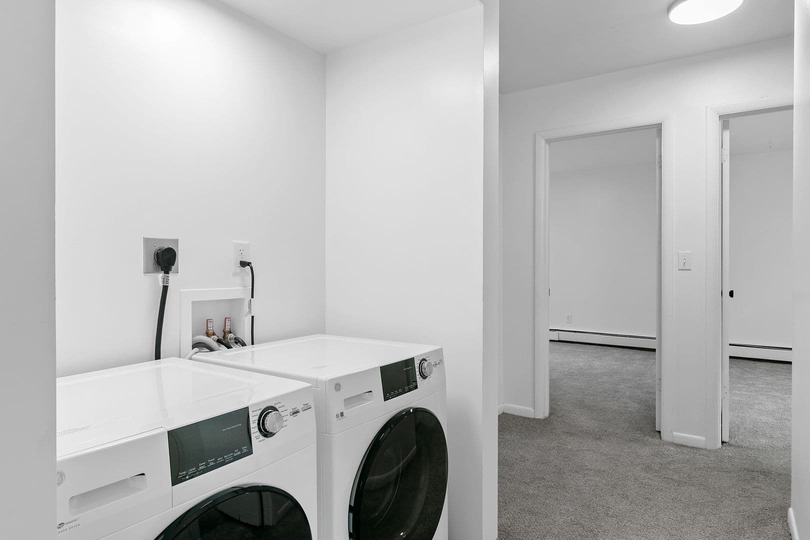 Kalamazoo Apartment: 105 N Kendall Ave