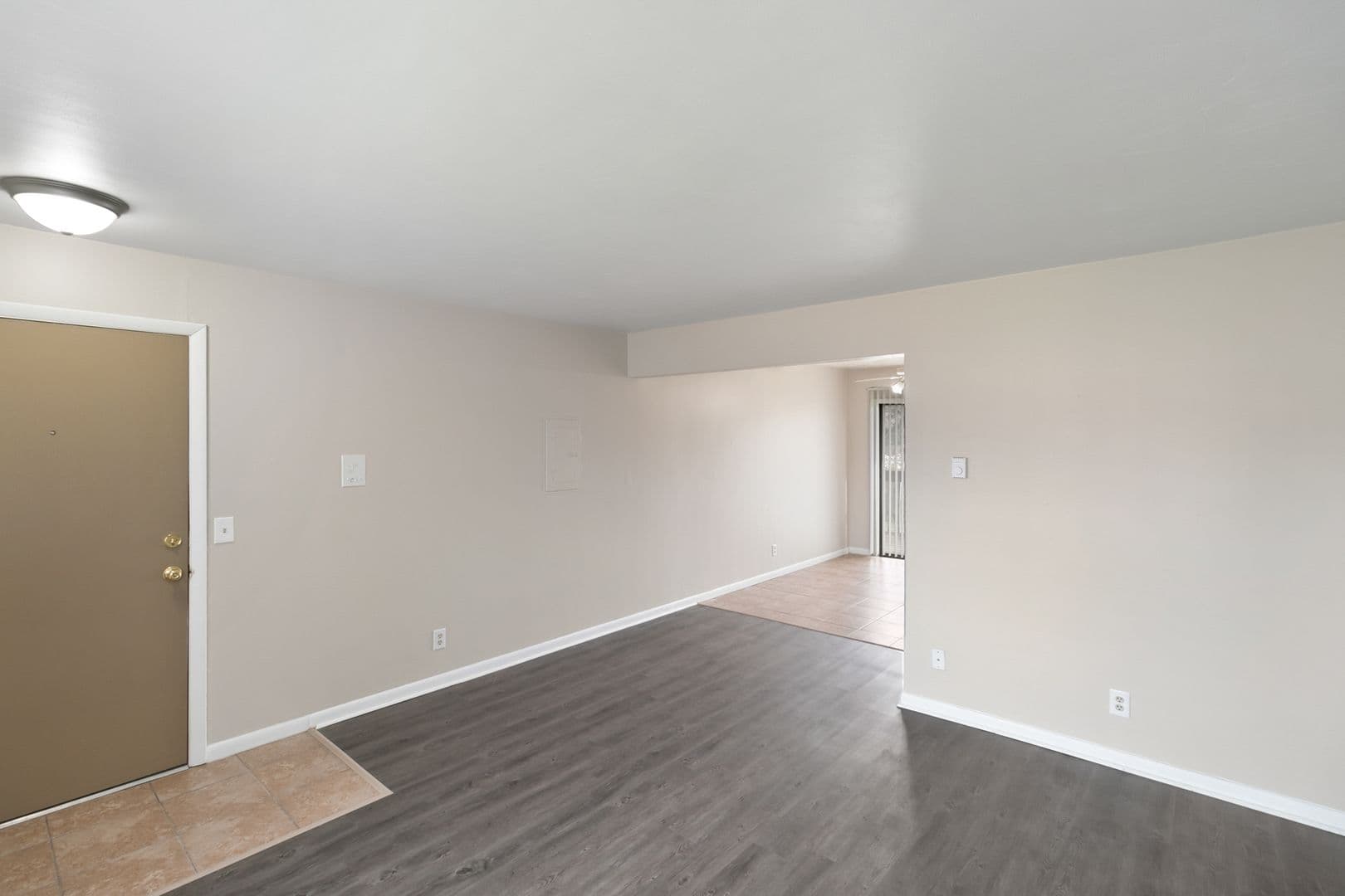 DeWitt Apartment: 13435 Dawn Dew Dr.