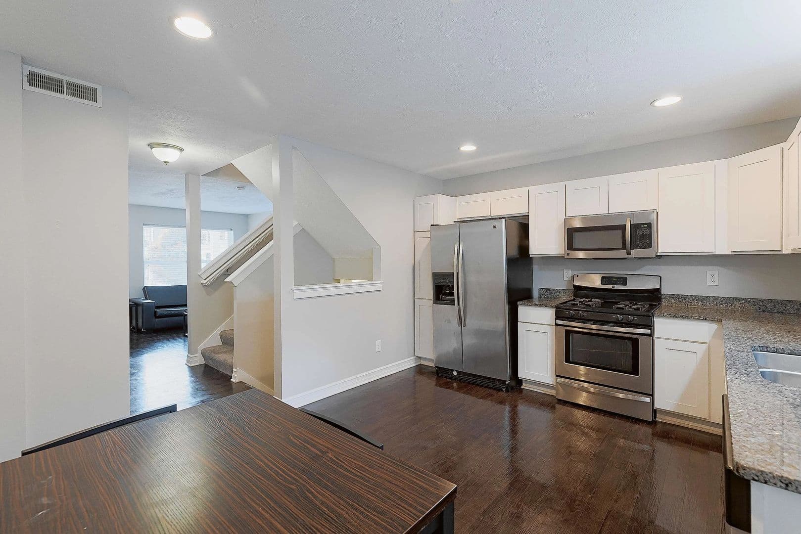 East Lansing Apartment: 3945 Hunsaker Drive