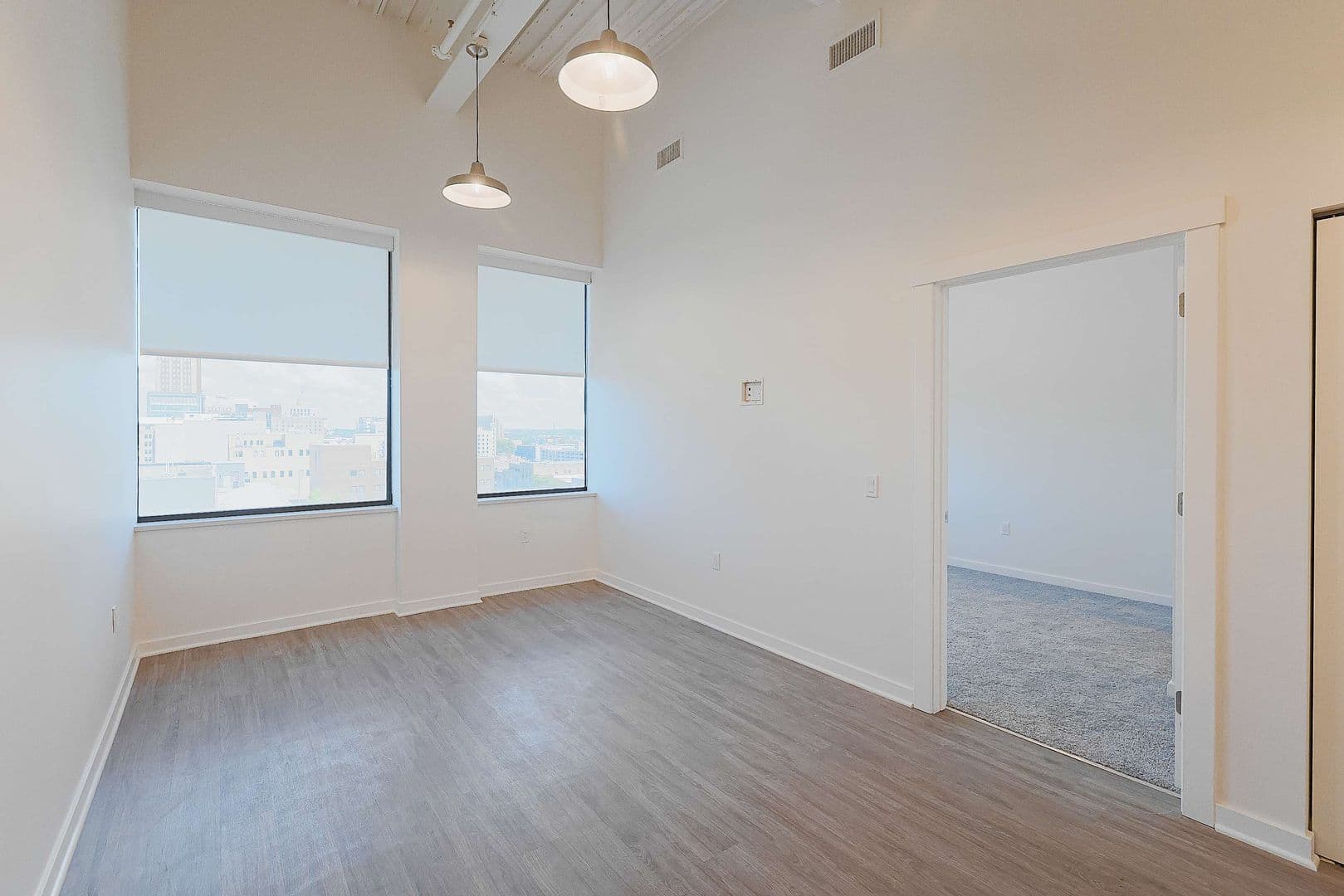 Lansing Apartment: 501 S  Capitol Avenue