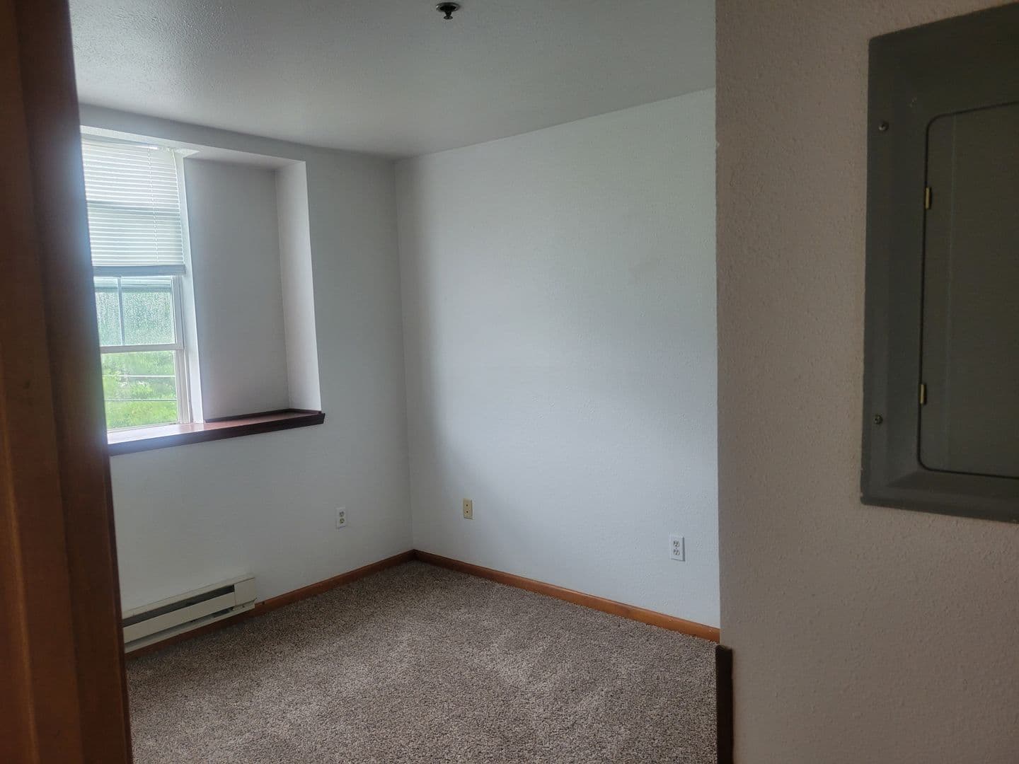 Olivet Apartment: 350 Church Street