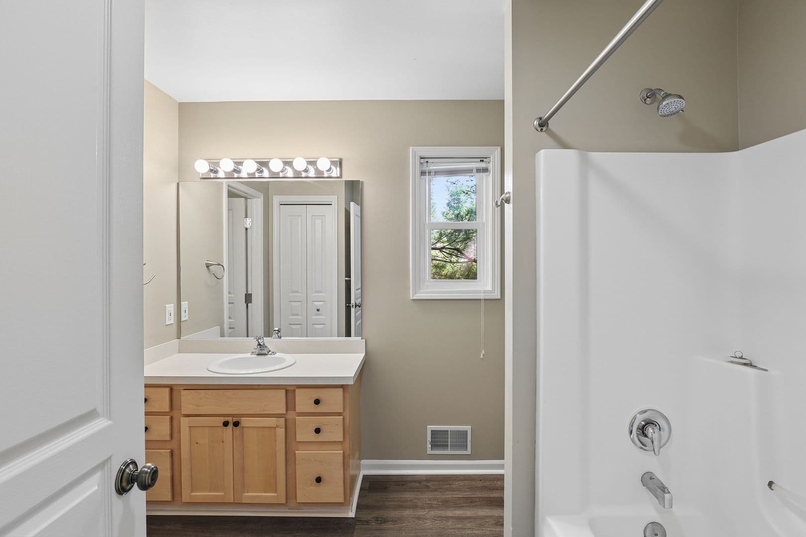 DeWitt Apartment: 270 Brunswick Drive